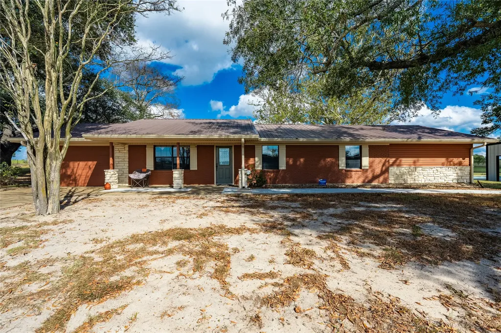 12985 County Road 4331 Larue TX 75770