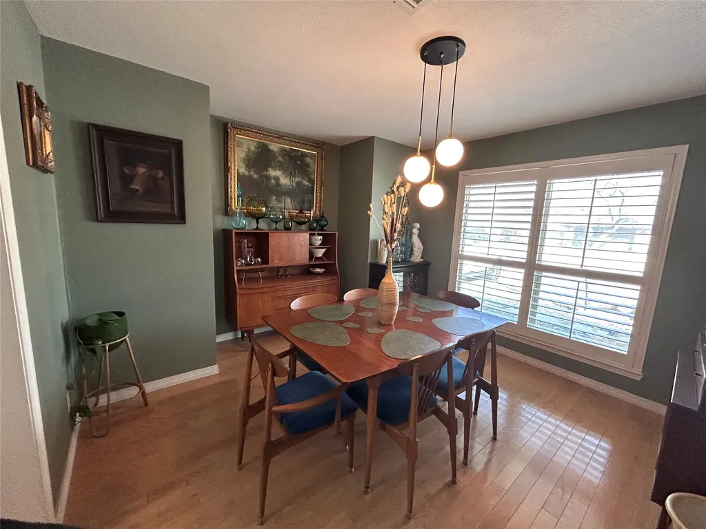 4512 Cimmaron Trail De Cordova TX 76049