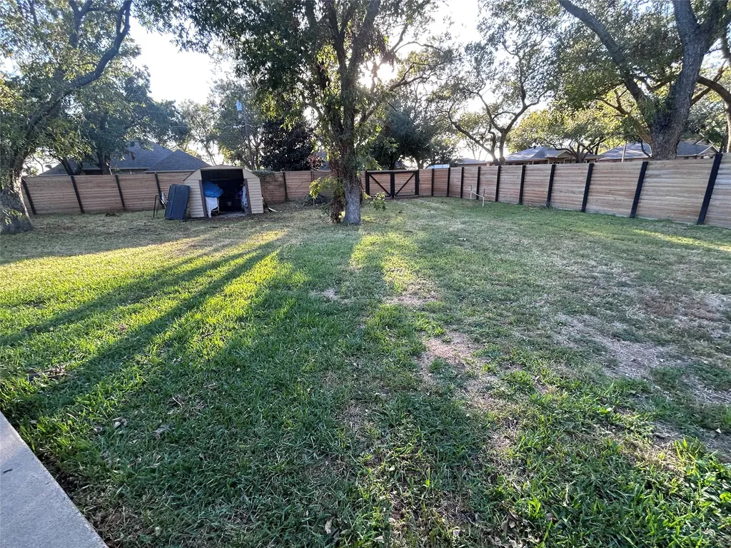 4512 Cimmaron Trail De Cordova TX 76049