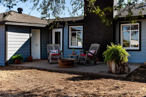 4538 County Road 463 Rule TX 79547