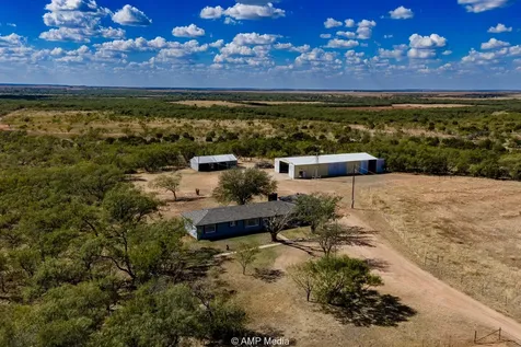 4538 County Road 463 Rule TX 79547