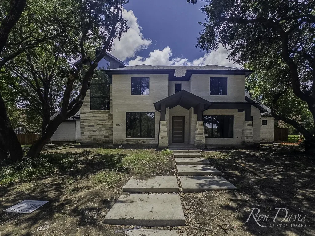 1109 Glenfield Court Richardson TX 75080