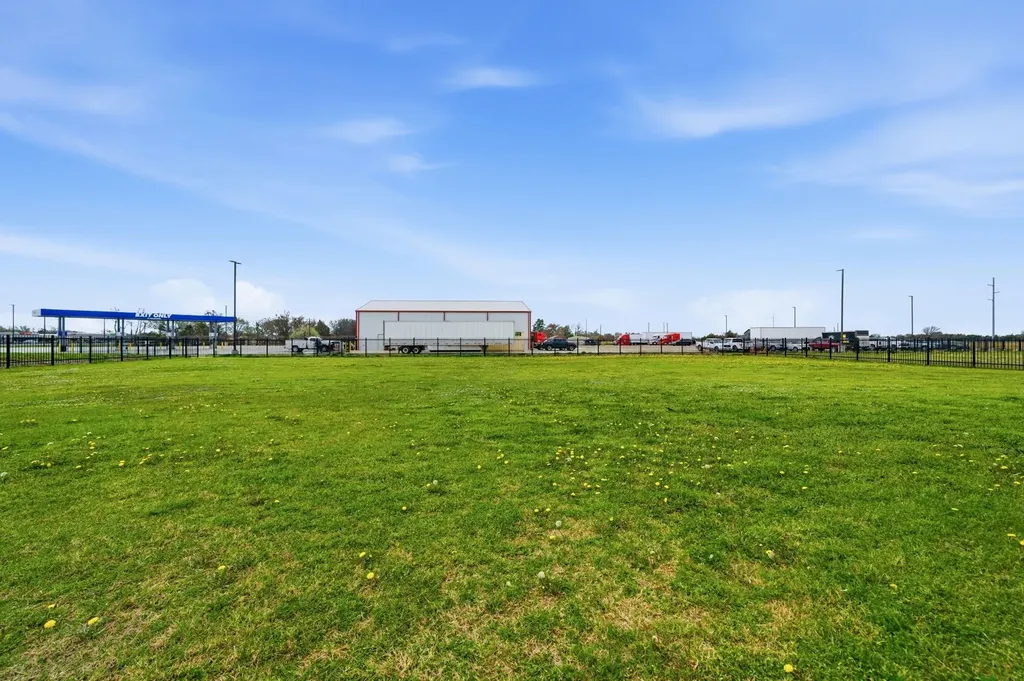 4626 County Road 2200 Greenville TX 75402