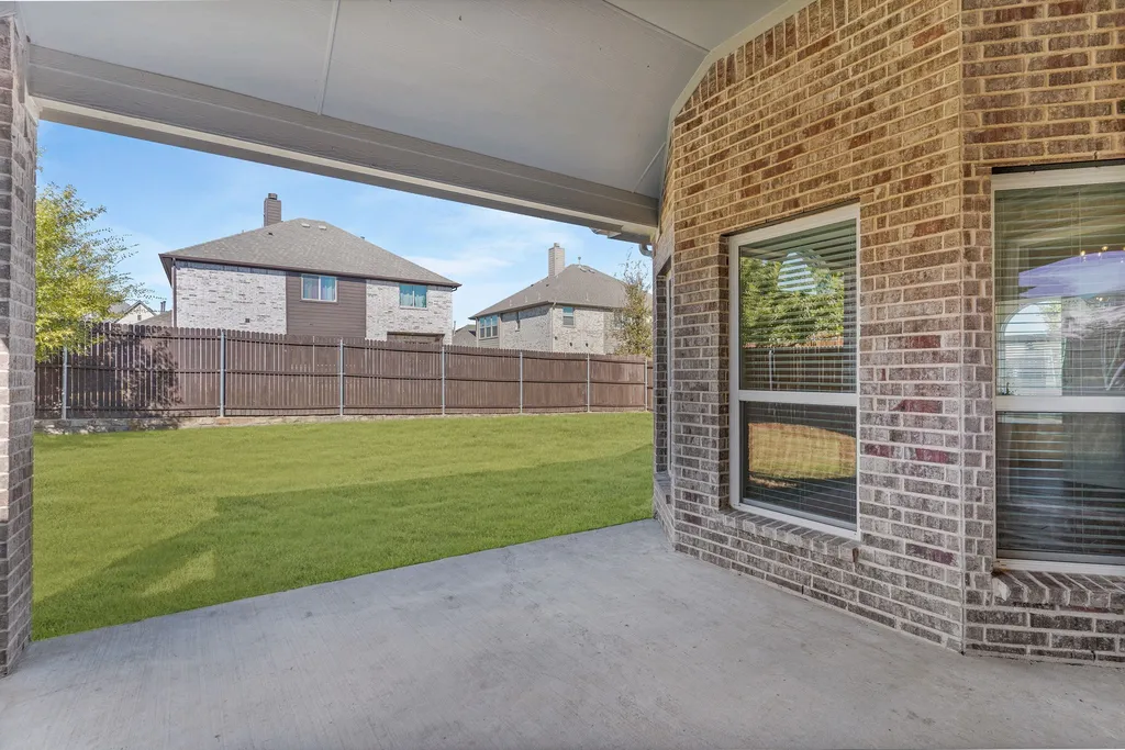 1421 Hodge Street Mckinney TX 75071
