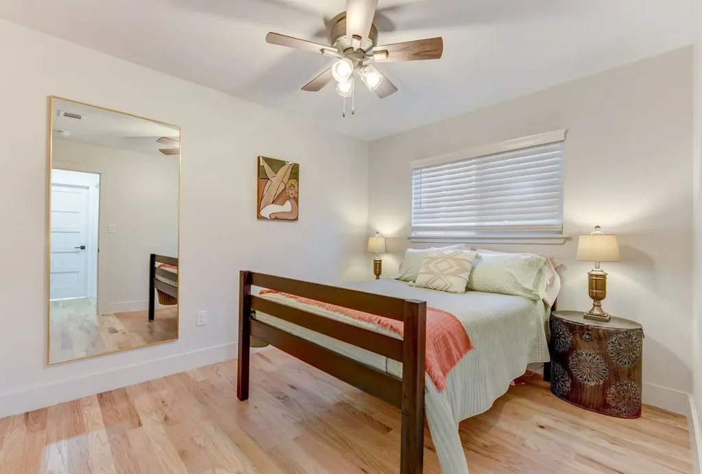 7002 Whispering Oaks Drive Austin TX 78745