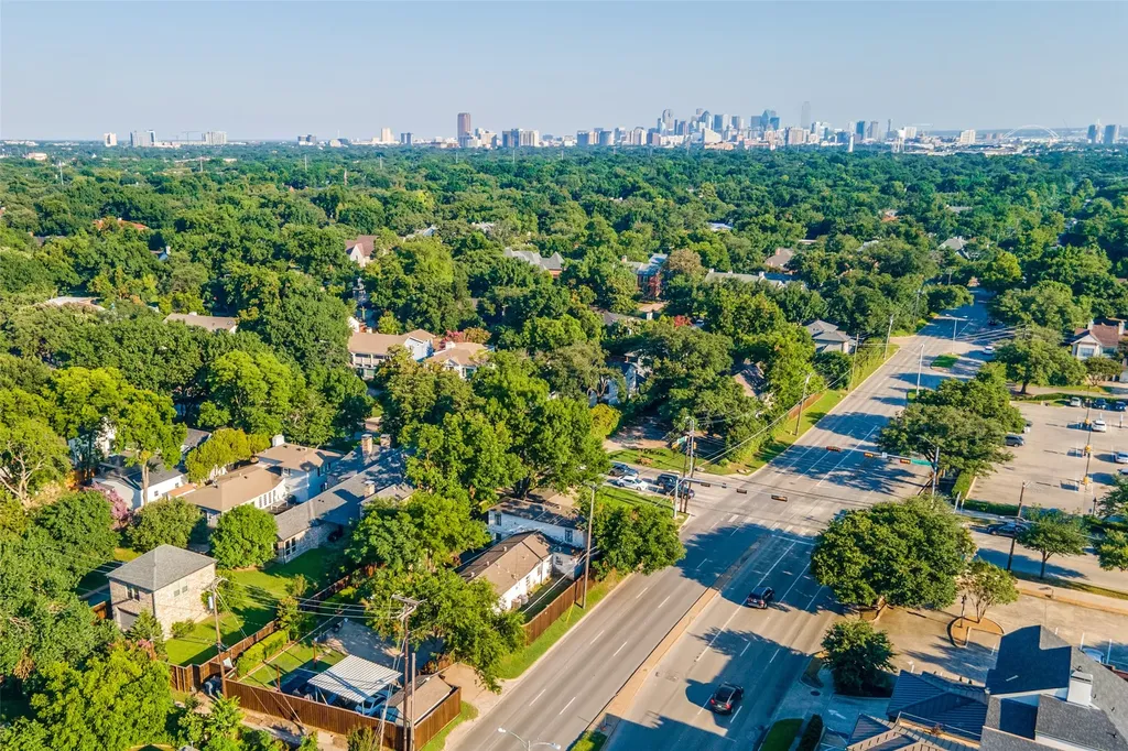 5311 W University Boulevard Dallas TX 75209