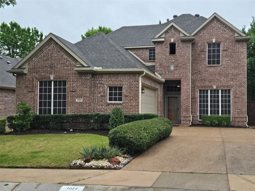 1614 Villa Court Corinth TX 76210