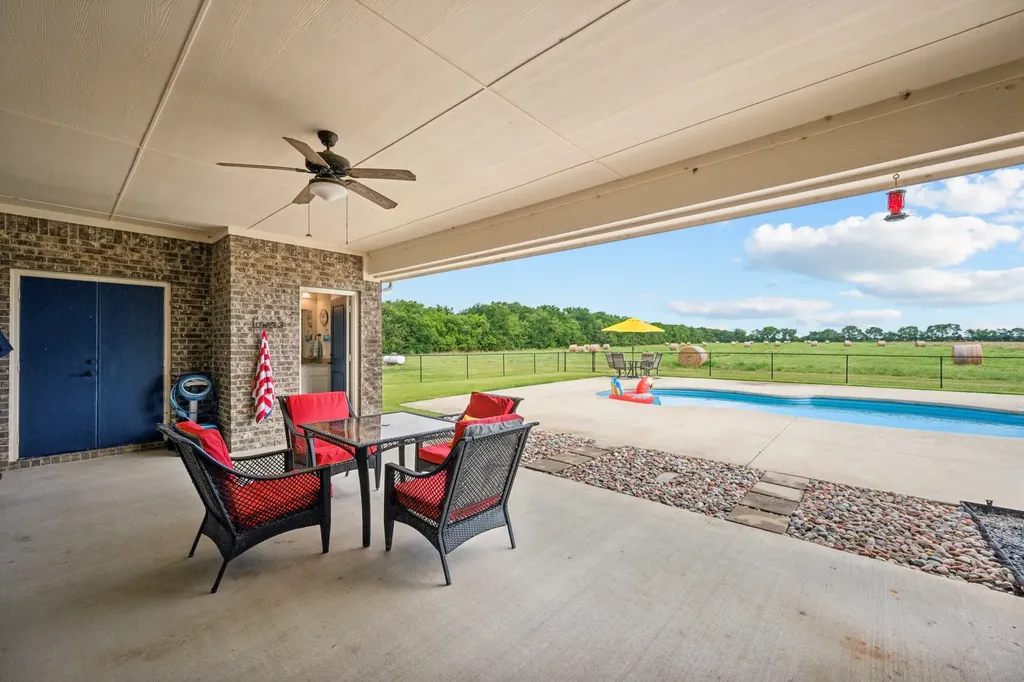 2435 Cobler Road Collinsville TX 76233