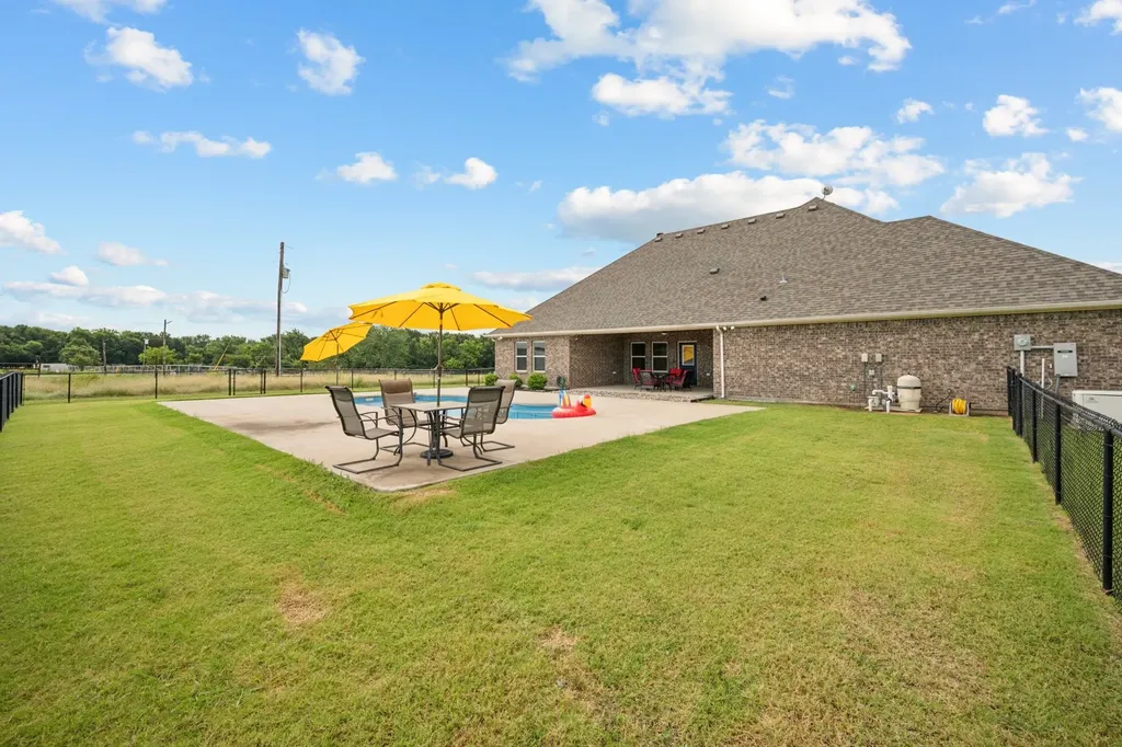 2435 Cobler Road Collinsville TX 76233