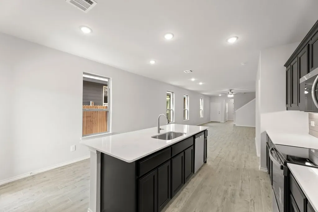 1733 Meadow Crest Drive Aubrey TX 76227
