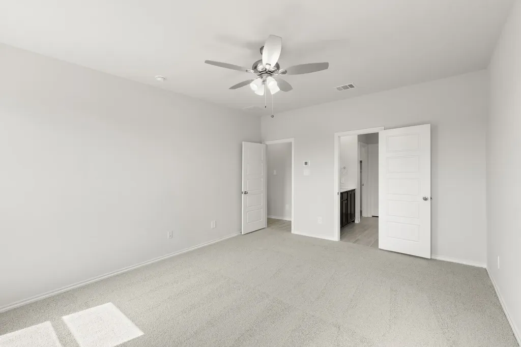 1733 Meadow Crest Drive Aubrey TX 76227