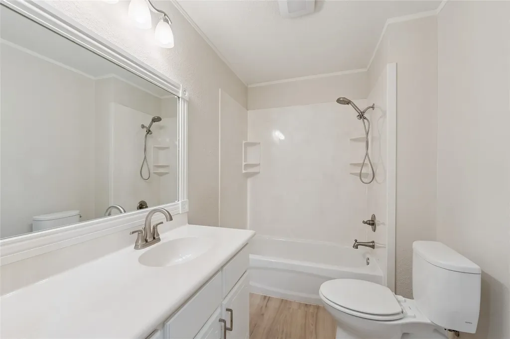 1006 Eagle Drive Eddy TX 76524