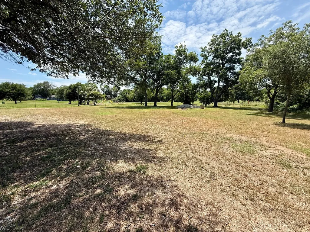 Tbd N Commerce Bremond TX 76629
