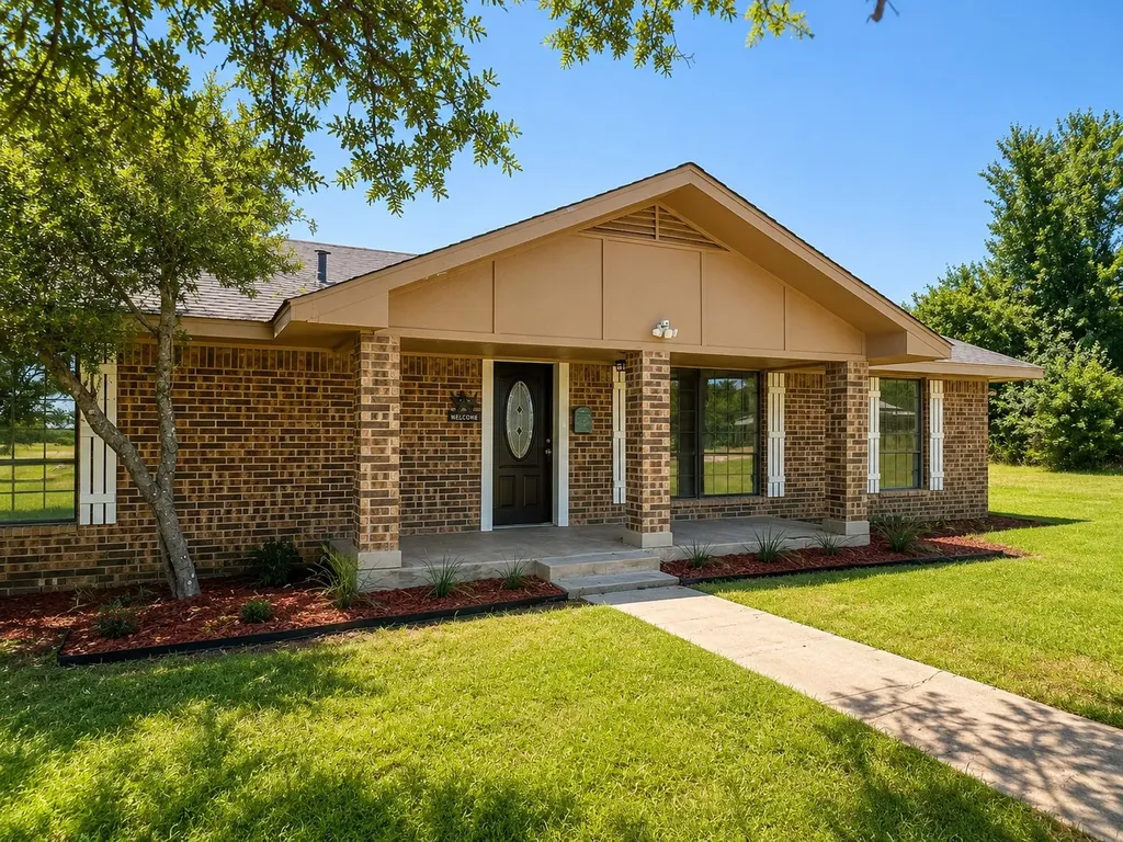 150 Sandlin Court Springtown TX 76082