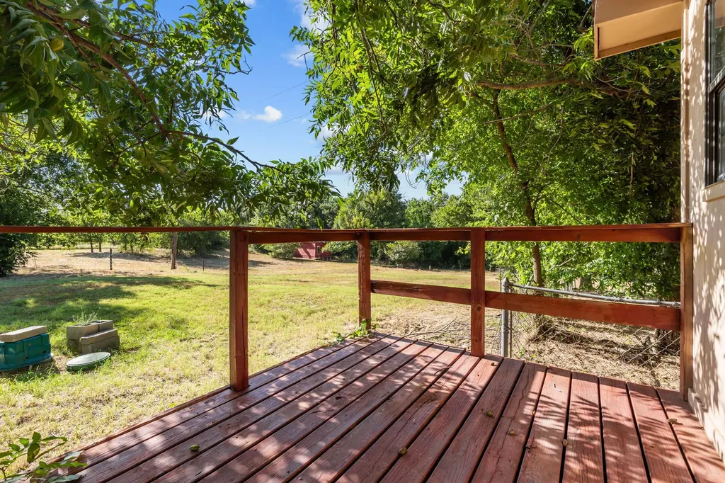 150 Sandlin Court Springtown TX 76082