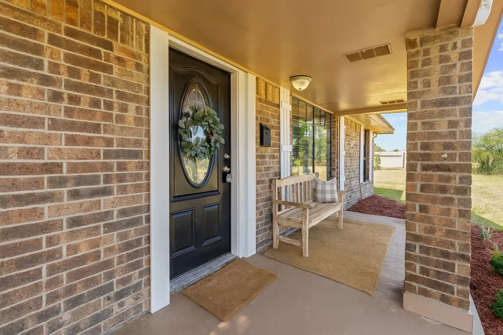 150 Sandlin Court Springtown TX 76082