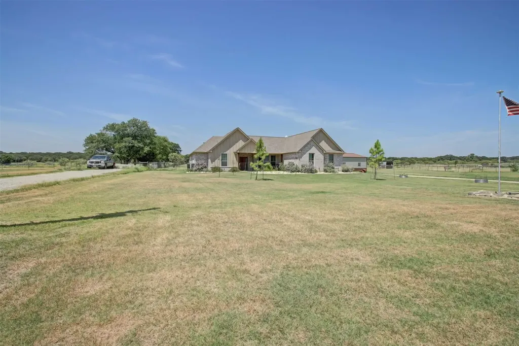 8789 Hutcheson Hill Road Springtown TX 76082