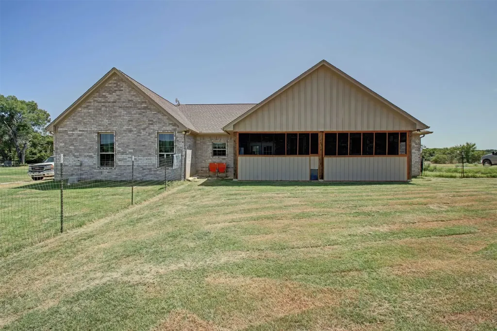 8789 Hutcheson Hill Road Springtown TX 76082