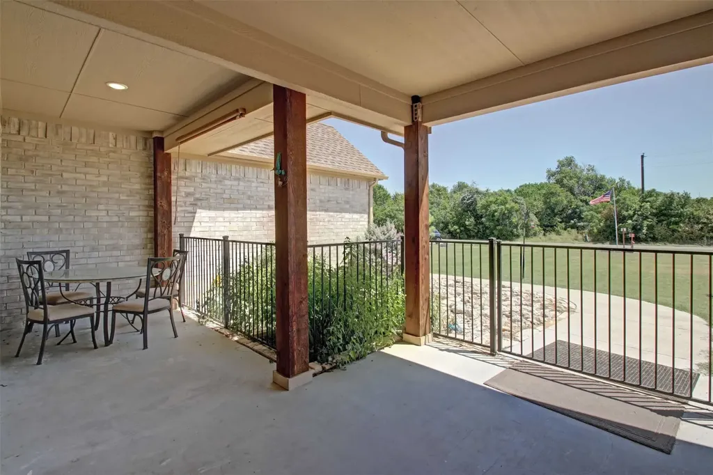 8789 Hutcheson Hill Road Springtown TX 76082