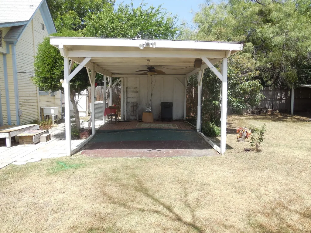 316 Mesquite Street Ranger TX 76470