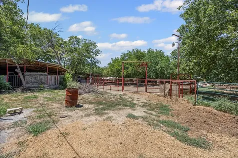1152 Elva Warren Street Fort Worth TX 76115