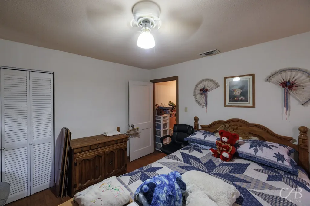 1406 W Commerce Street Eastland TX 76448