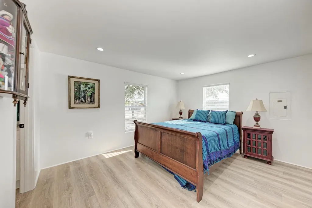 1395 Mountain Creek Road Marble Falls TX 78654