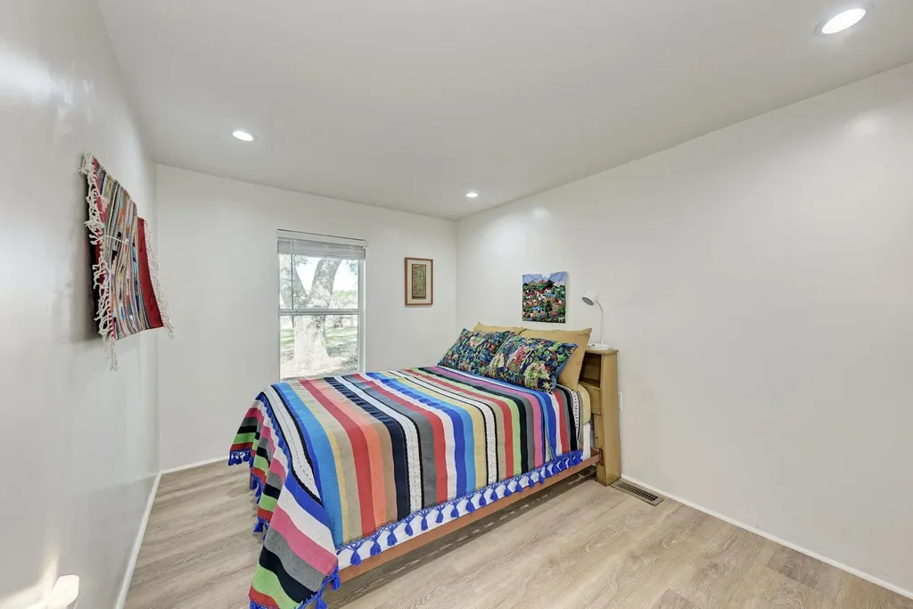 1395 Mountain Creek Road Marble Falls TX 78654
