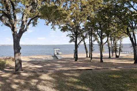 8839 Southern Shore Court Kemp TX 75143
