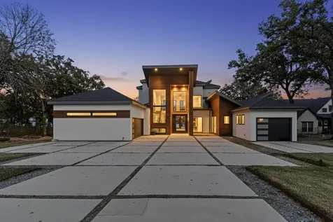 8839 Southern Shore Court Kemp TX 75143
