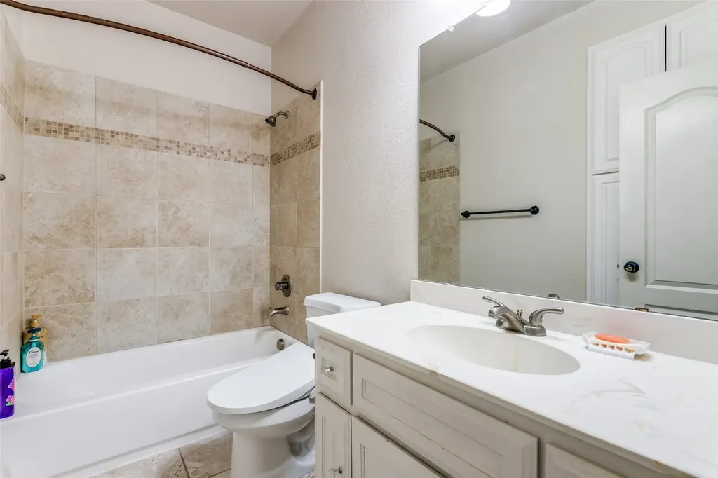 1809 Desoto Drive Mckinney TX 75072