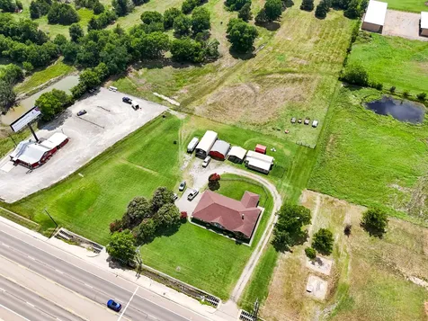 1709 N State Highway 121 Bonham TX 75418