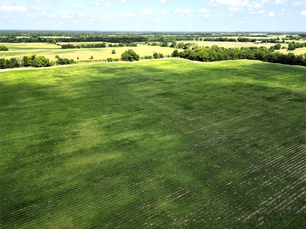 48AC Cr 2165 Klondike TX 75440