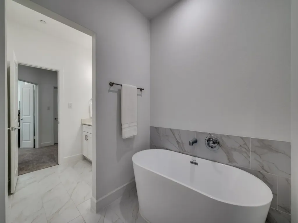 5613 Woodlands Drive The Colony TX 75056