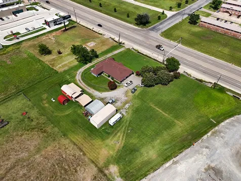 1709 State Hwy. 121 Highway Bonham TX 75418