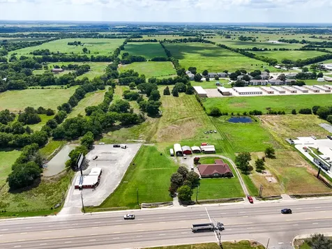 1709 State Hwy. 121 Highway Bonham TX 75418