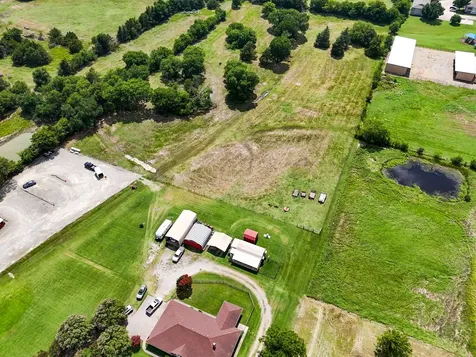 1709 State Hwy. 121 Highway Bonham TX 75418