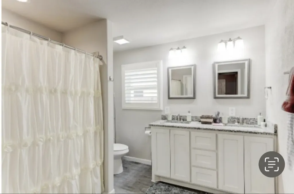 2933 S Hills Fort Worth TX 76109