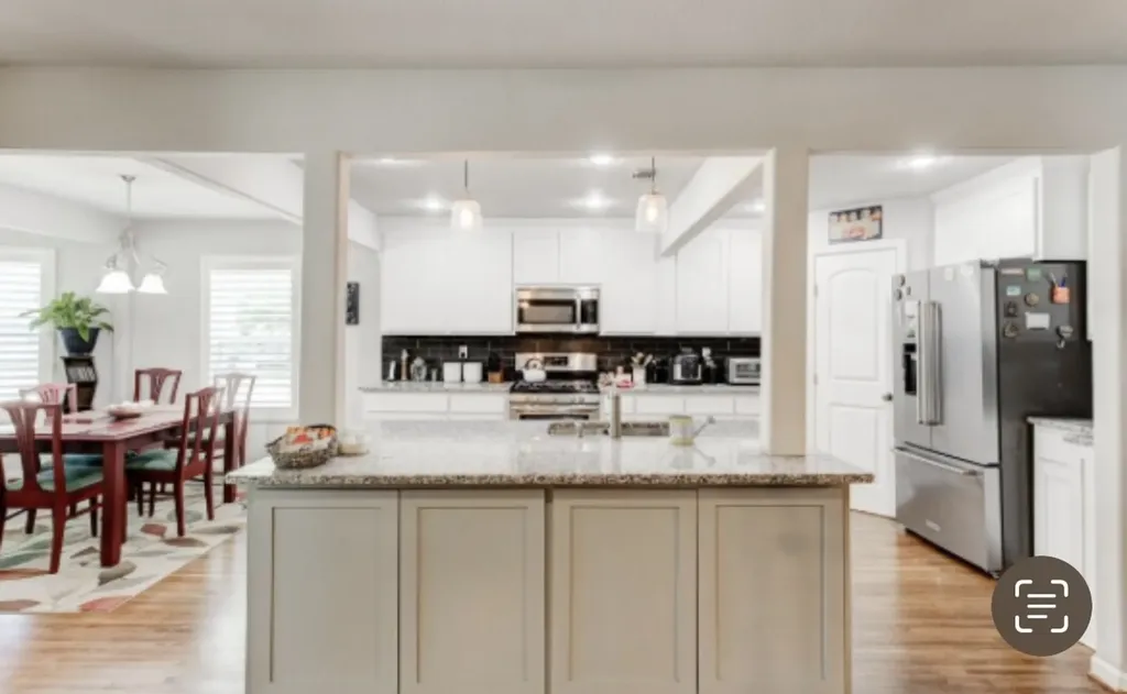 2933 S Hills Fort Worth TX 76109