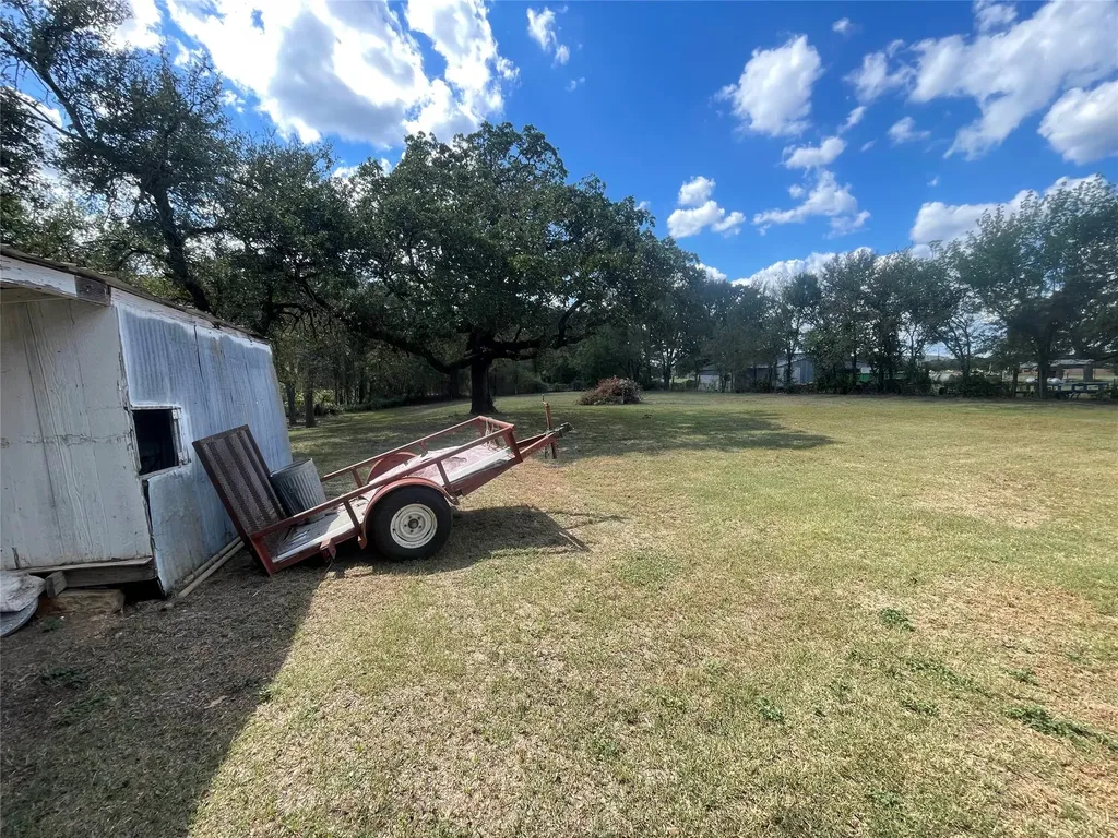 13822 Fm 4 Santo TX 76472