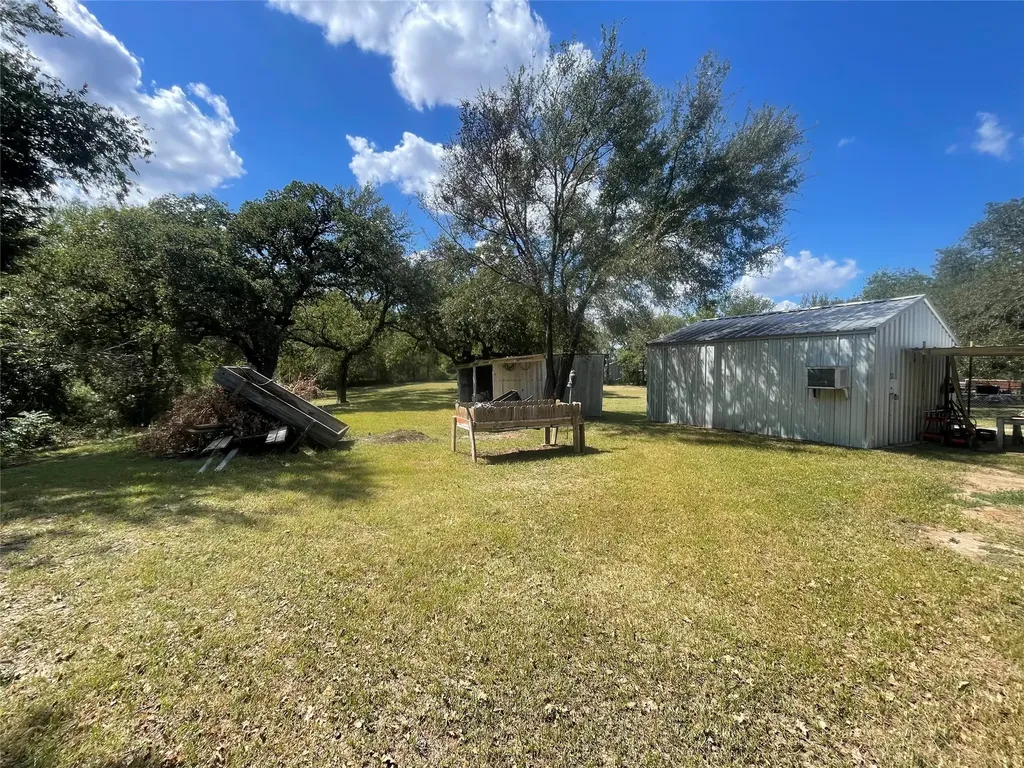 13822 Fm 4 Santo TX 76472