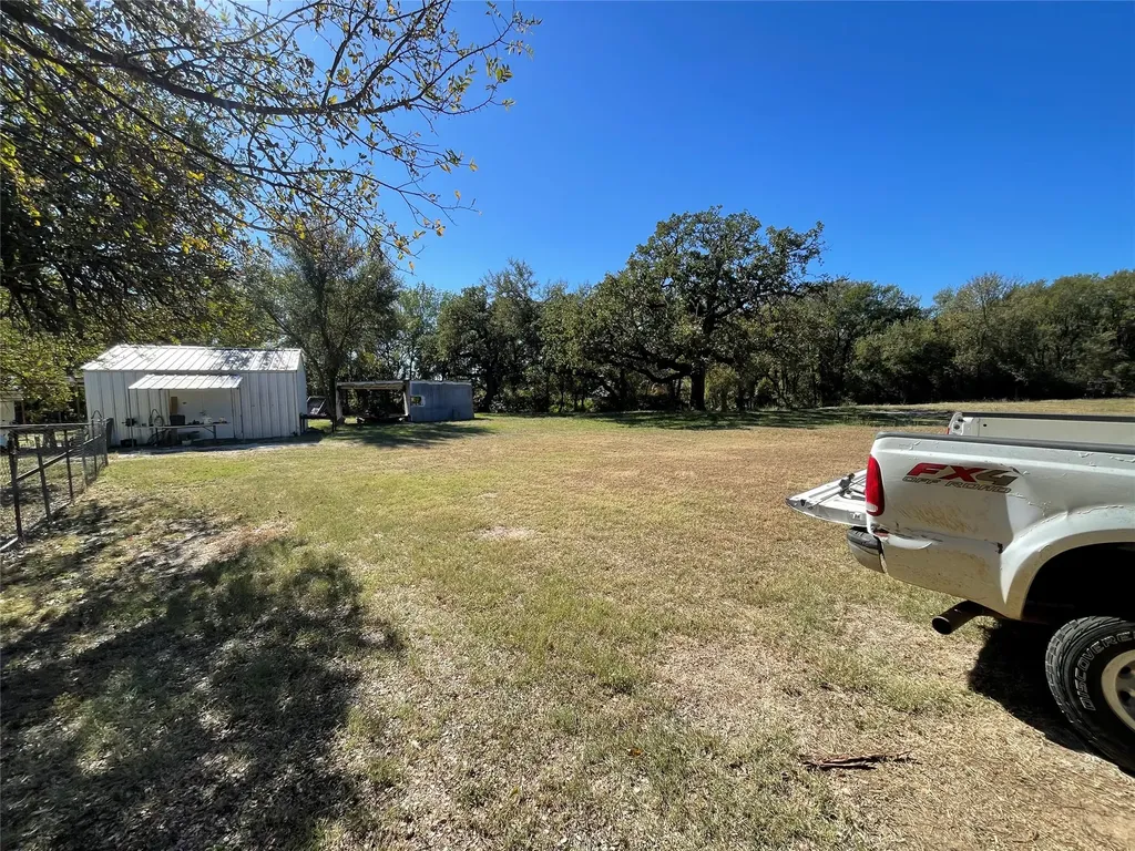 13822 Fm 4 Santo TX 76472