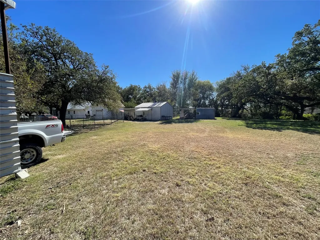 13822 Fm 4 Santo TX 76472