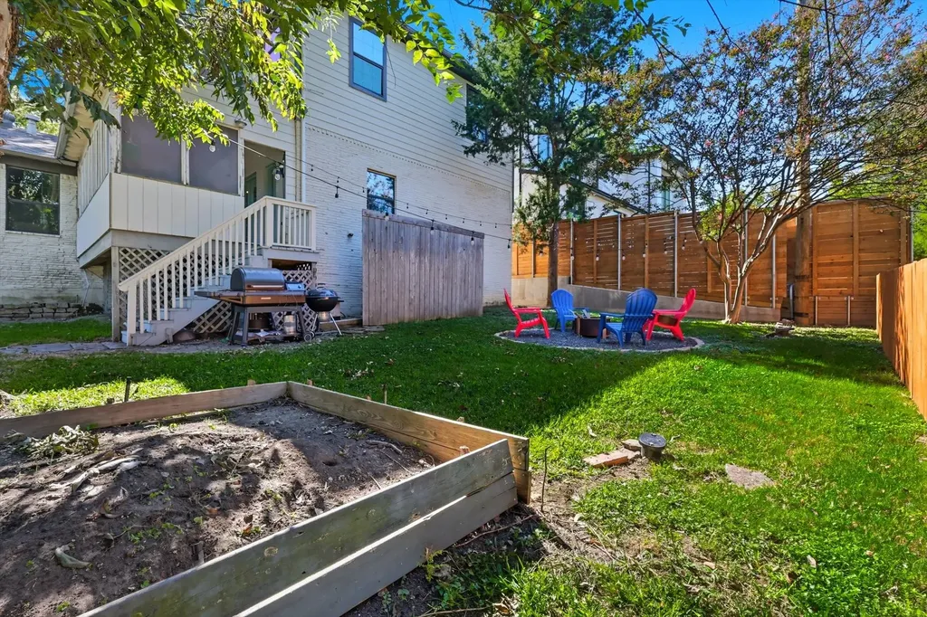 6631 Sunnyland Lane Dallas TX 75214