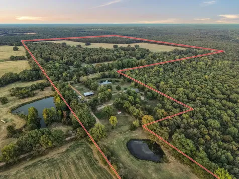312 County Road 2100 Detroit TX 75436