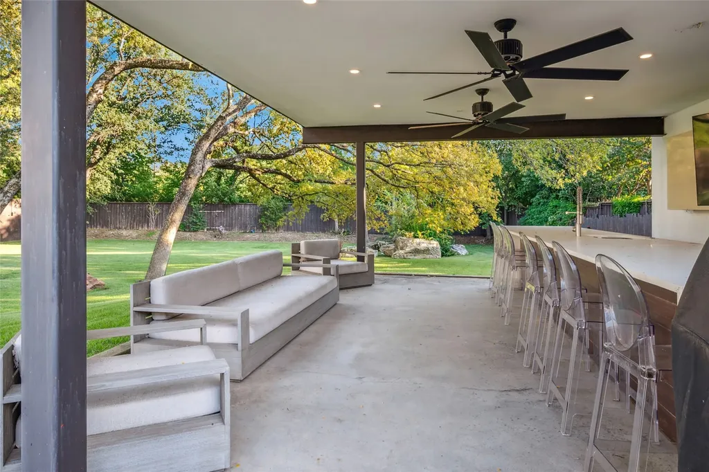 5036 Radbrook Place Dallas TX 75220