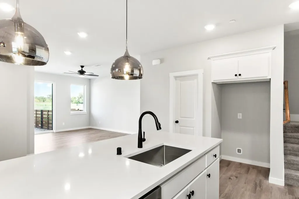 2020 NE Aldrich Mews Celina TX 75009