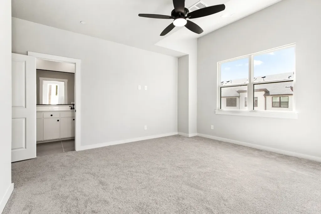 2020 NE Aldrich Mews Celina TX 75009