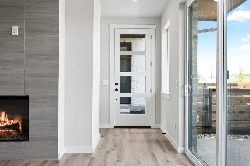 2020 NE Aldrich Mews Celina TX 75009