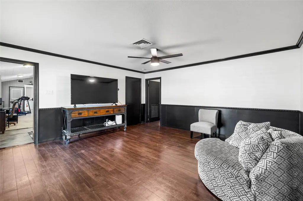 1300 Montclair Street Longview TX 75601